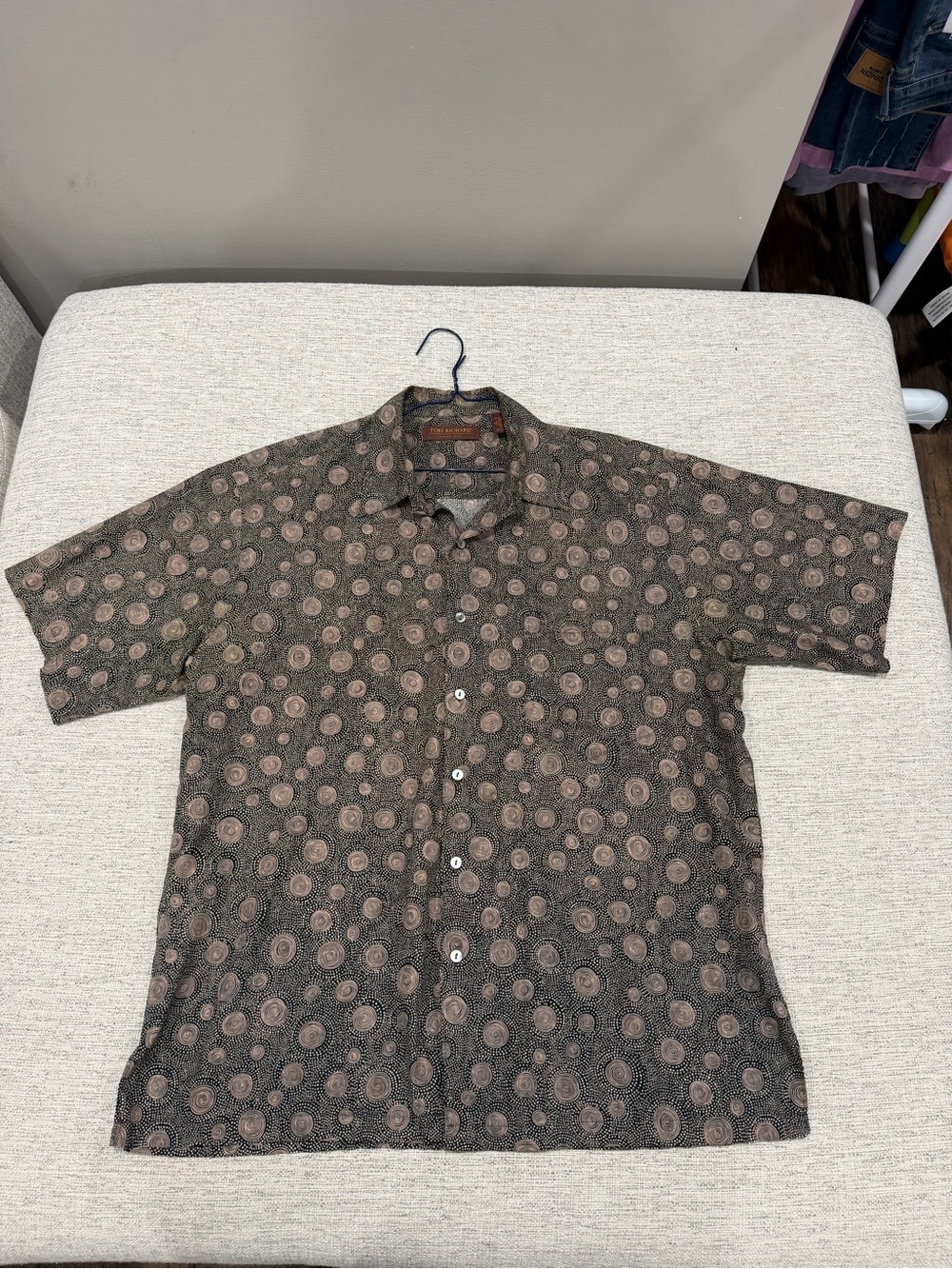 Tori Richard Brown Short Sleeve Button-Down with Circular Print